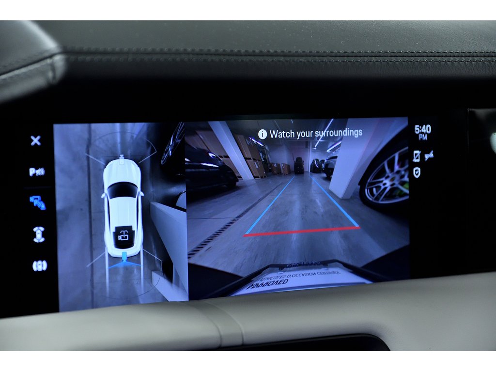 Porsche Taycan 4S AWD / Premium Package / Rear Axle / BOSE 2023 à Laval, Québec - 24 - w1024h768px