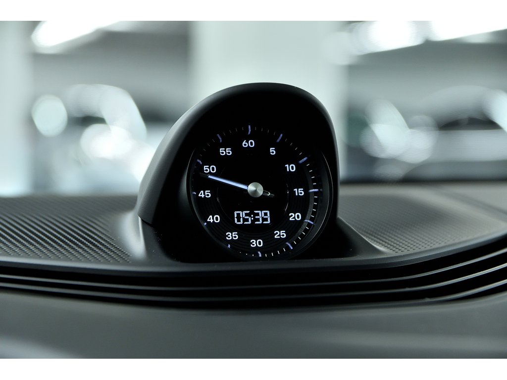 2023 Porsche Taycan 4S AWD / Premium Package / Rear Axle / BOSE in Laval, Quebec - 21 - w1024h768px