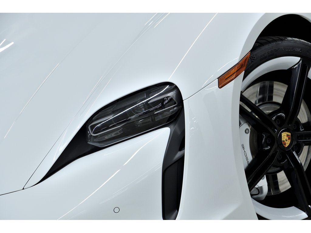 2023 Porsche Taycan 4S AWD / Premium Package / Rear Axle / BOSE in Laval, Quebec - 7 - w1024h768px