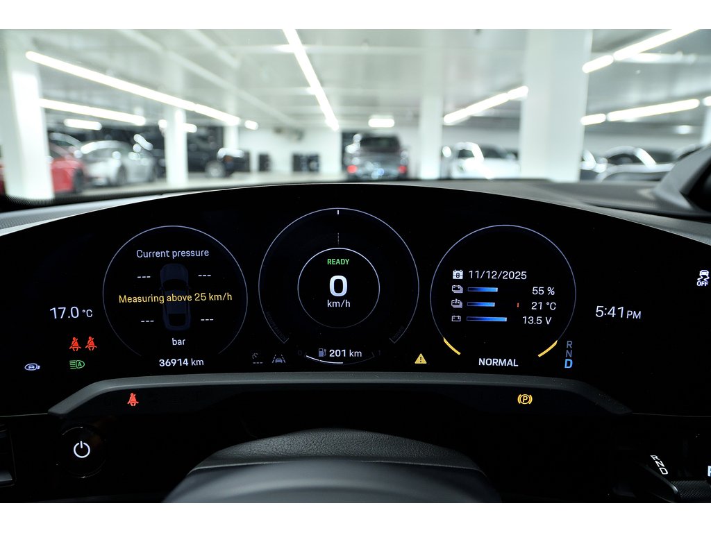 2023 Porsche Taycan 4S AWD / Premium Package / Rear Axle / BOSE in Laval, Quebec - 17 - w1024h768px