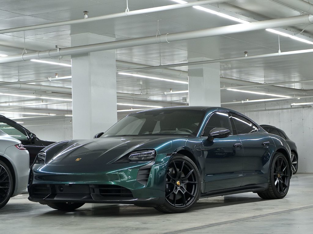 Porsche Taycan GTS 2024 à Laval, Québec - 1 - w1024h768px