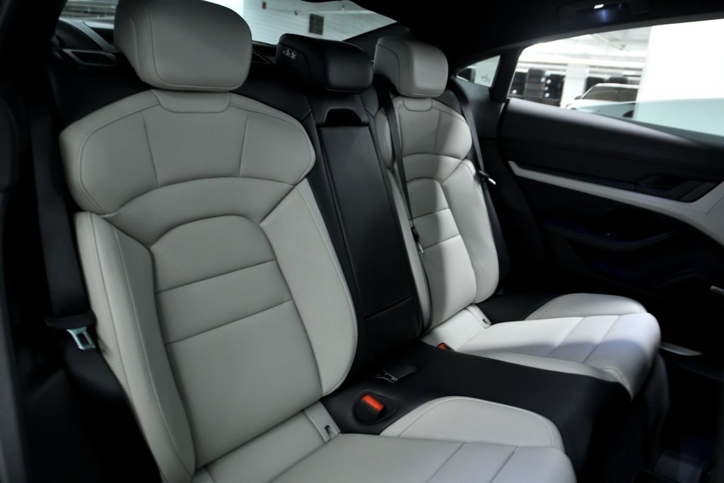 Porsche Taycan 4S 2024 à Laval, Québec - 34 - w1024h768px