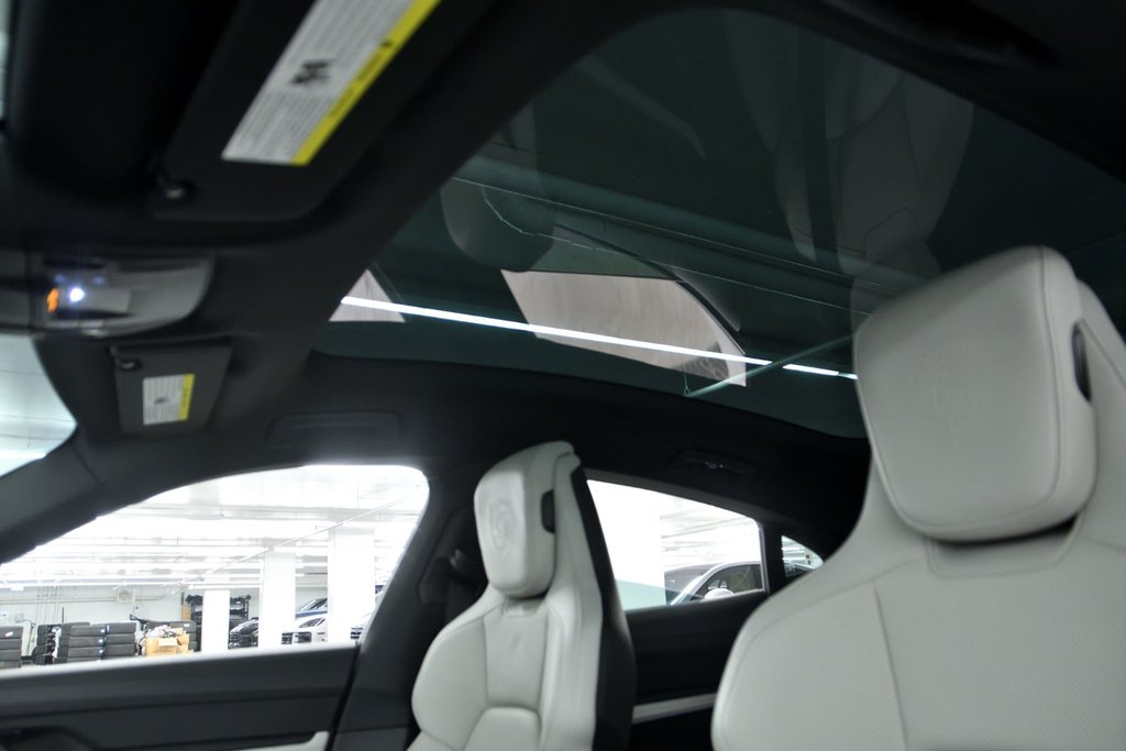 Porsche Taycan 4S 2024 à Laval, Québec - 37 - w1024h768px