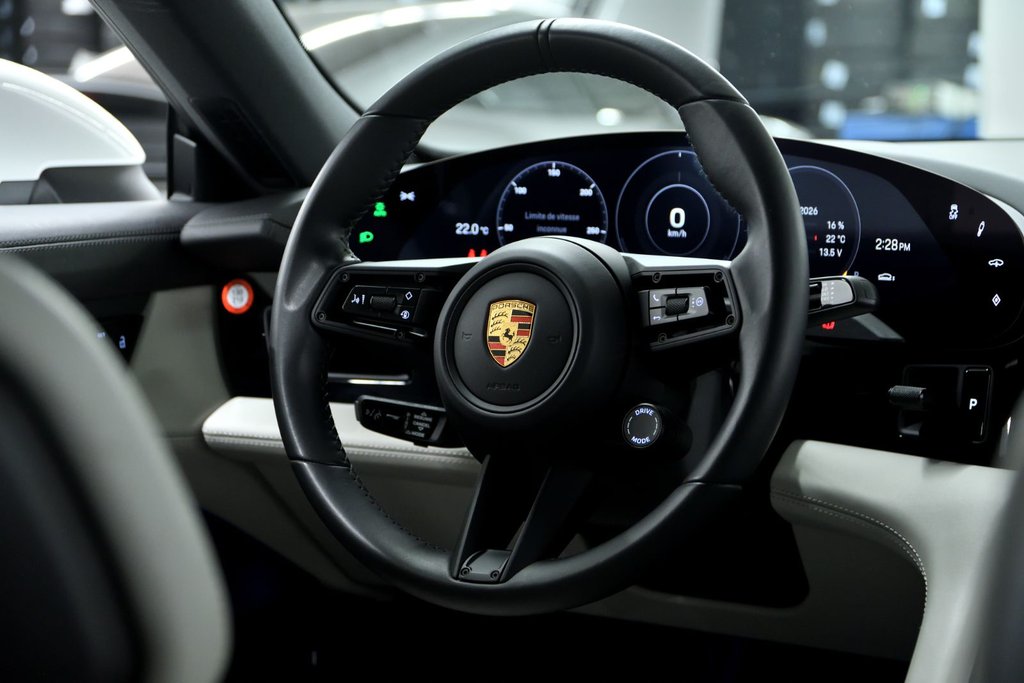 Porsche Taycan 4S 2024 à Laval, Québec - 42 - w1024h768px