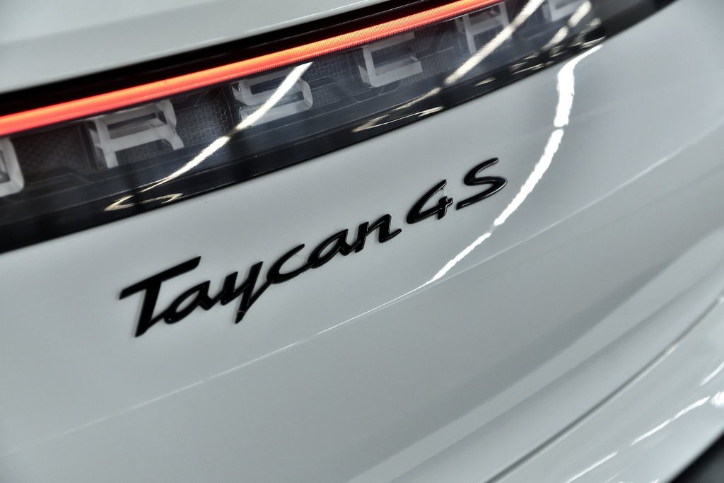 Porsche Taycan 4S 2024 à Laval, Québec - 11 - w1024h768px