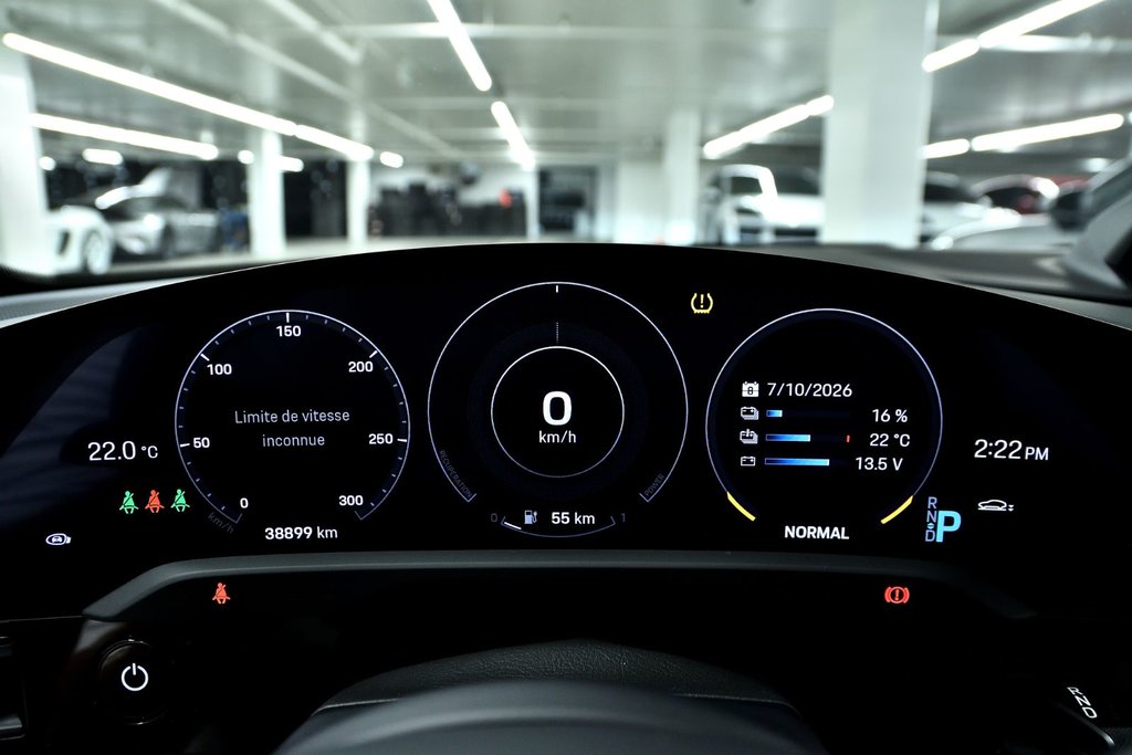 Porsche Taycan 4S 2024 à Laval, Québec - 17 - w1024h768px