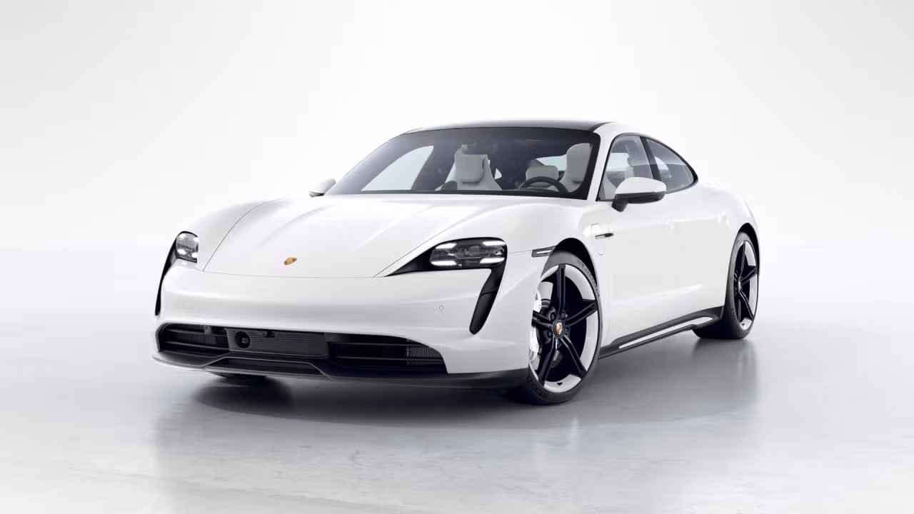2024 Porsche Taycan 4S in Laval, Quebec - 1 - w1024h768px