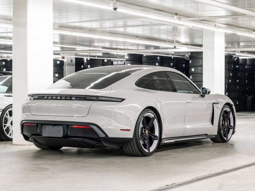 Porsche Taycan 4S 2024 à Laval, Québec - 3 - w1024h768px