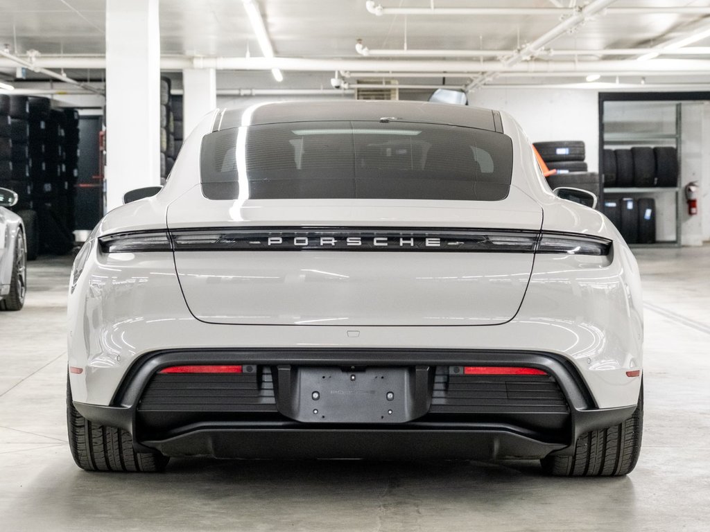 Porsche Taycan 4S 2024 à Laval, Québec - 9 - w1024h768px