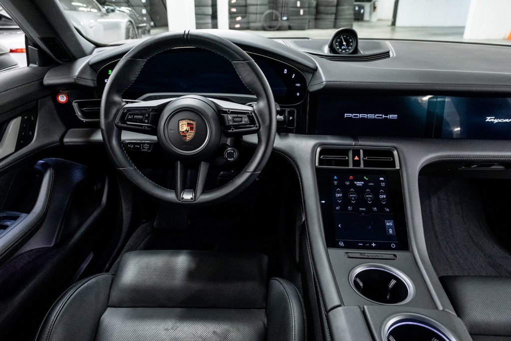 Porsche Taycan 4S 2024 à Laval, Québec - 24 - w1024h768px