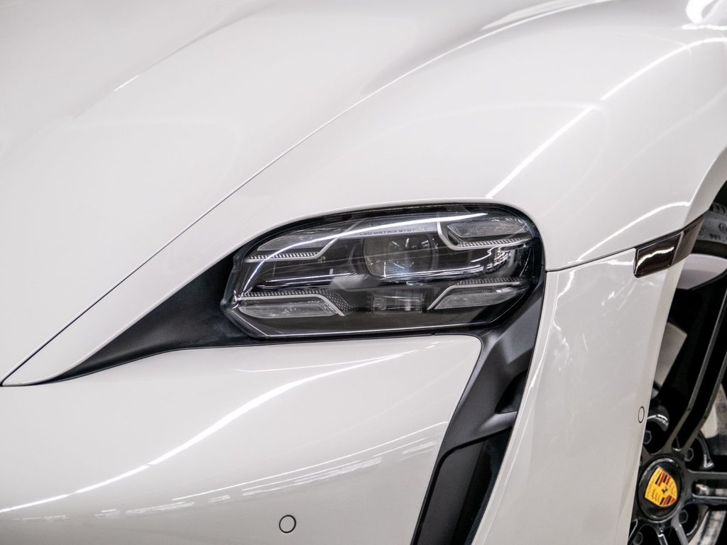 Porsche Taycan 4S 2024 à Laval, Québec - 6 - w1024h768px