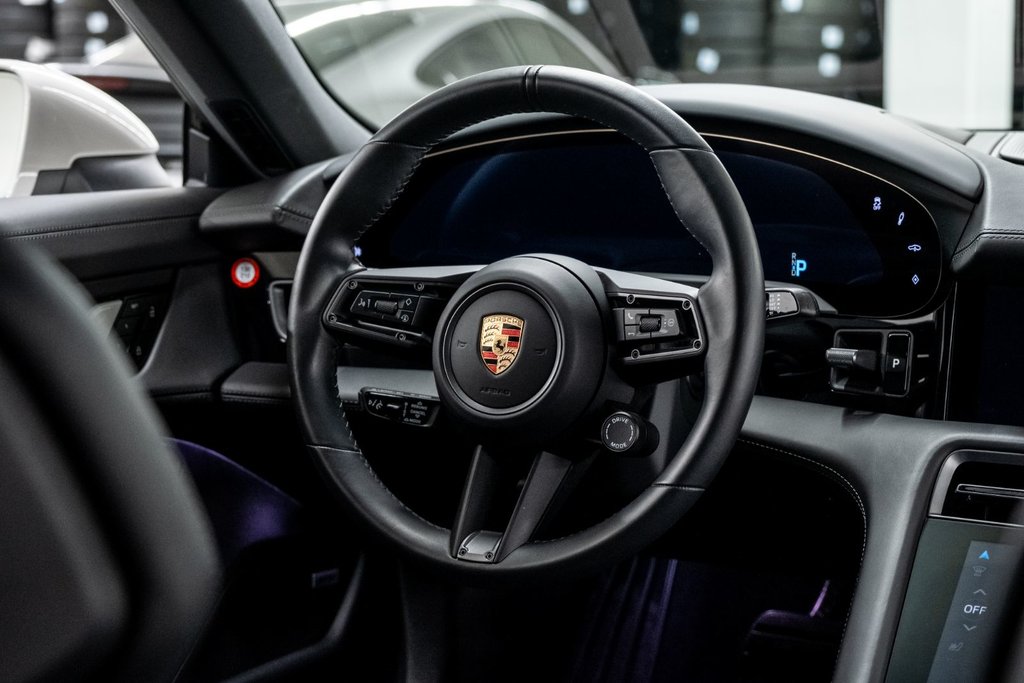 Porsche Taycan 4S 2024 à Laval, Québec - 15 - w1024h768px