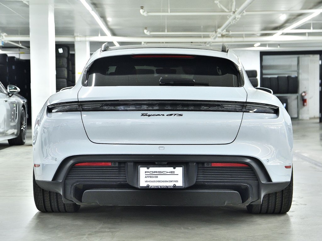 2024 Porsche Taycan GTS Sport Turismo in Laval, Quebec - 4 - w1024h768px
