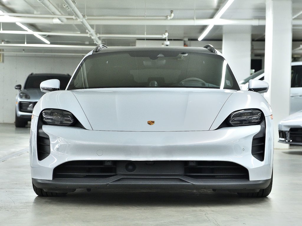 2024 Porsche Taycan GTS Sport Turismo in Laval, Quebec - 5 - w1024h768px