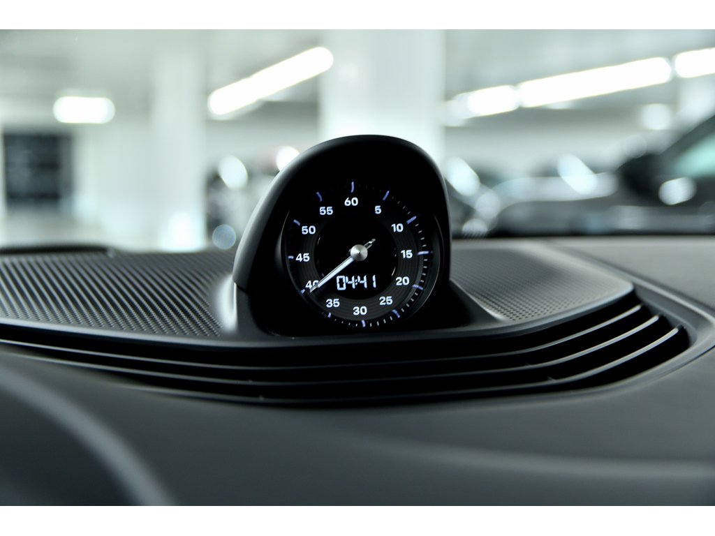 2025 Porsche Taycan 4S / Premium Package / Rear Axle / Sport Chrono in Laval, Quebec - 19 - w1024h768px