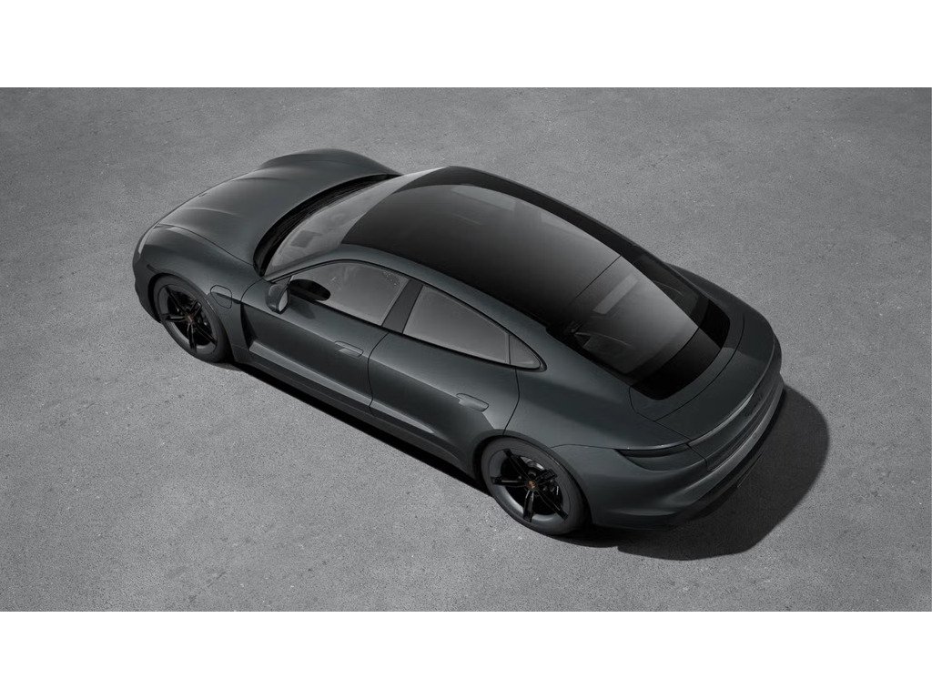 2025 Porsche Taycan 4S / Premium Package / Rear Axle / Sport Chrono in Laval, Quebec - 4 - w1024h768px