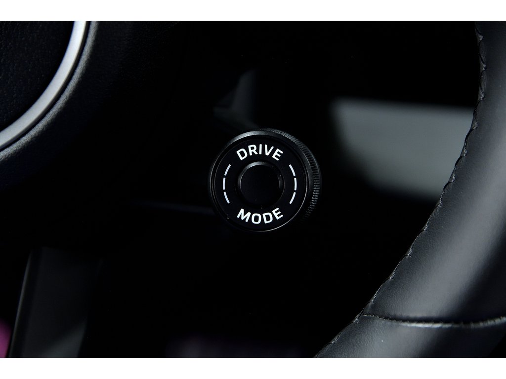 Porsche Taycan 4S AWD / Premium Package / Adaptive Cruise 2025 à Laval, Québec - 20 - w1024h768px