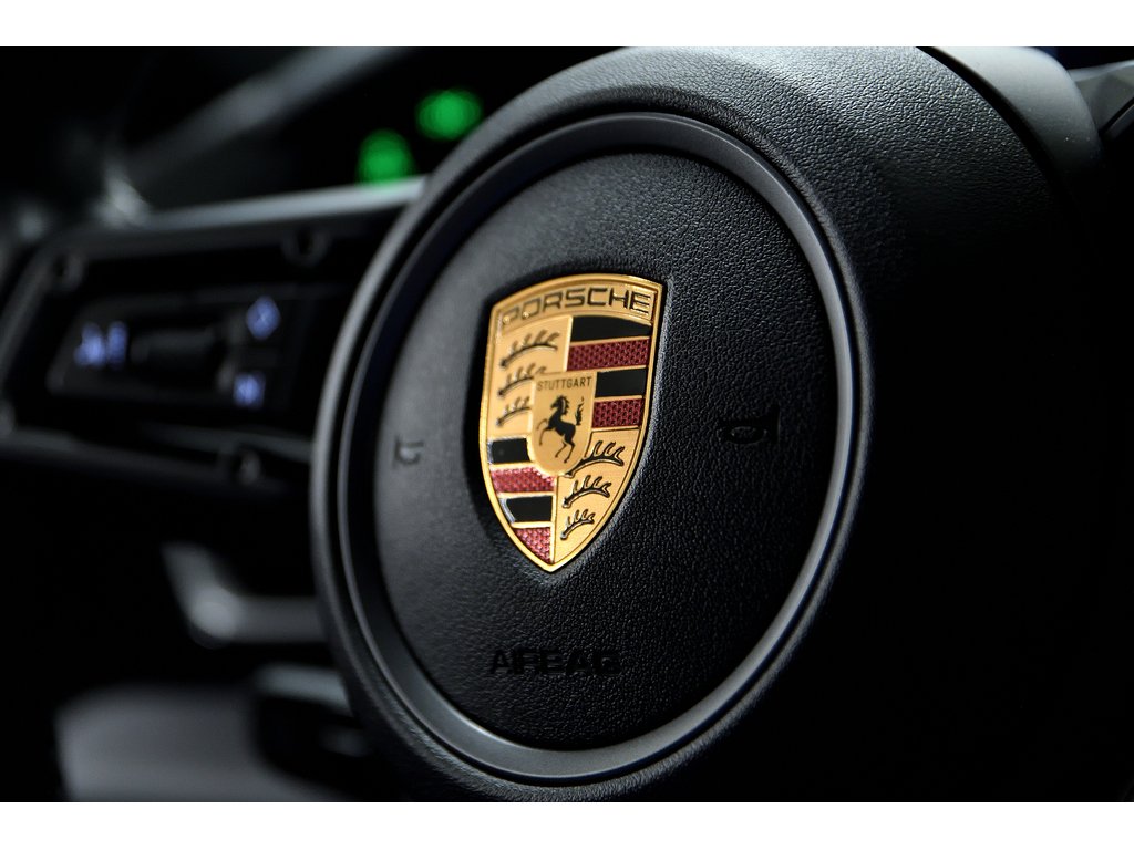 Porsche Taycan 4S AWD / Premium Package / Adaptive Cruise 2025 à Laval, Québec - 19 - w1024h768px