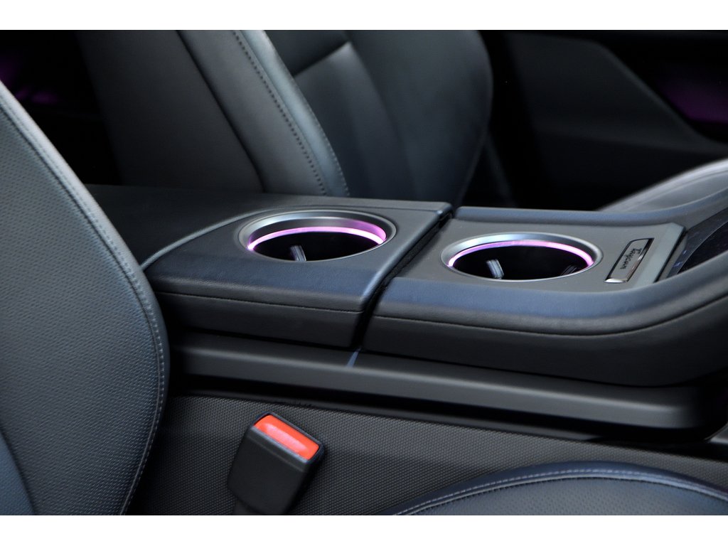 Porsche Taycan 4S AWD / Premium Package / Adaptive Cruise 2025 à Laval, Québec - 33 - w1024h768px