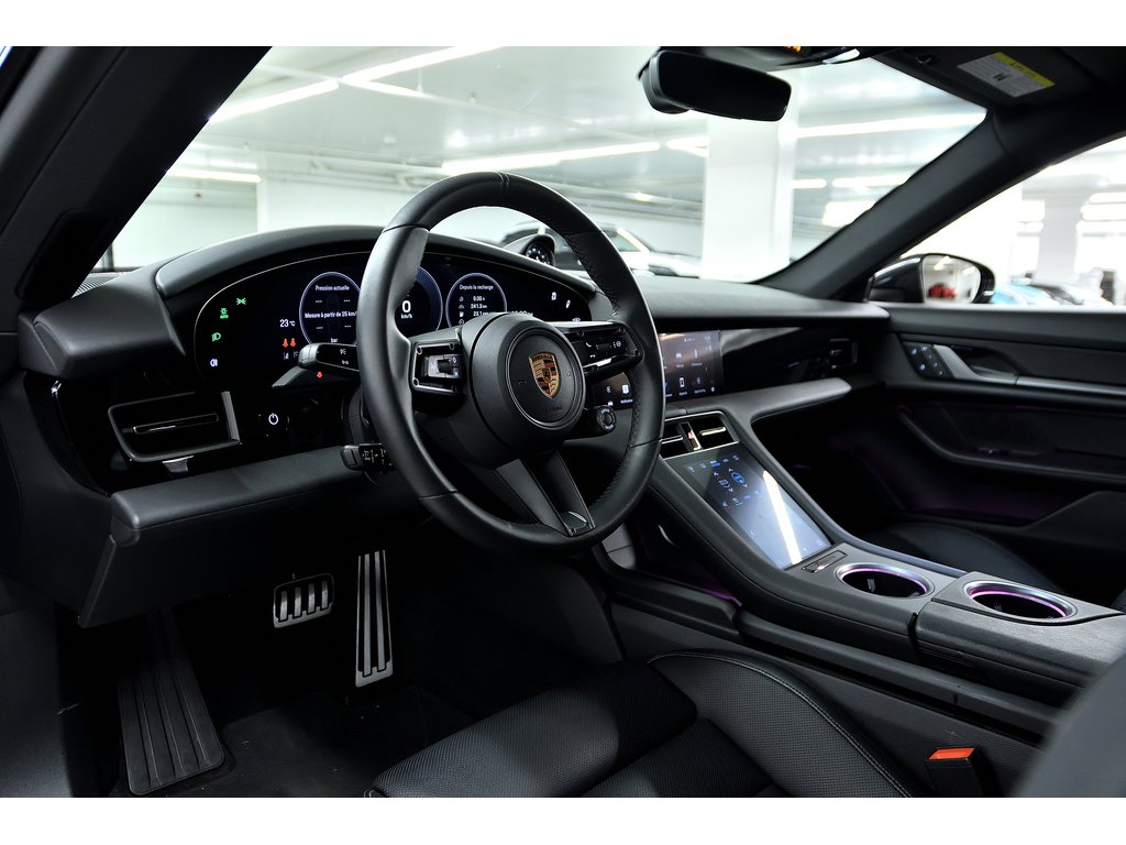 Porsche Taycan 4S AWD / Premium Package / Adaptive Cruise 2025 à Laval, Québec - 10 - w1024h768px