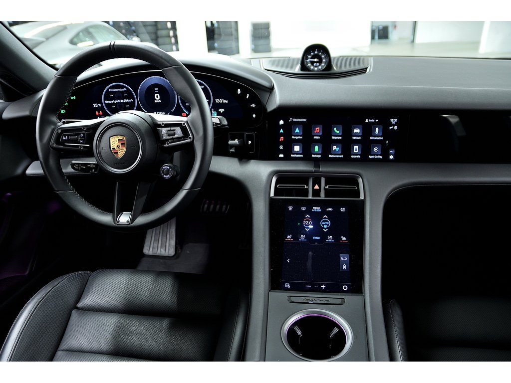 Porsche Taycan 4S AWD / Premium Package / Adaptive Cruise 2025 à Laval, Québec - 34 - w1024h768px