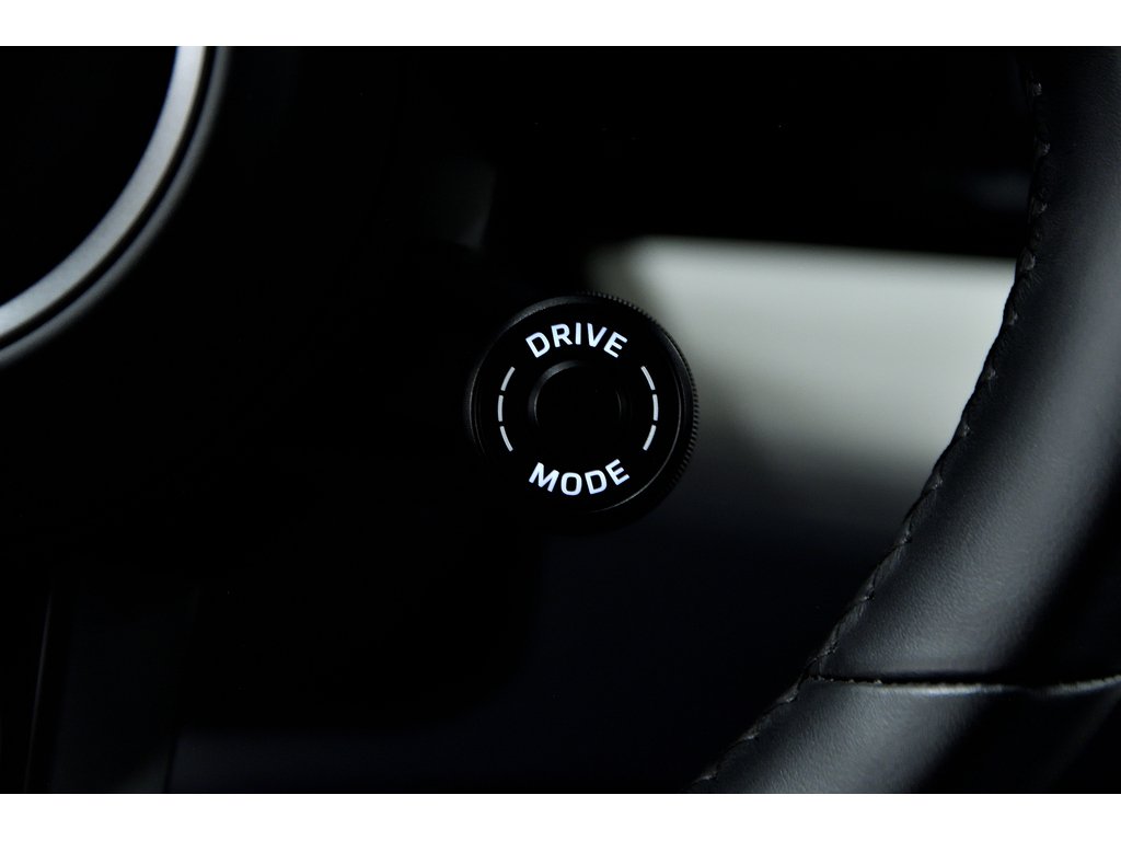 2025 Porsche Taycan 4S Cross Turismo AWD / Premium + Performance Pack in Laval, Quebec - 27 - w1024h768px