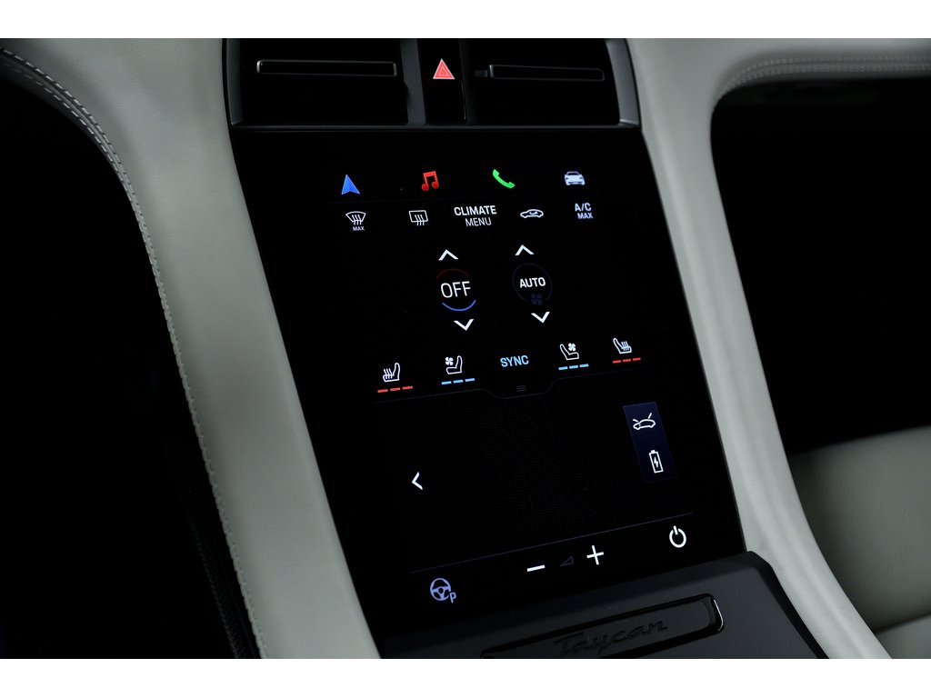 2025 Porsche Taycan 4S Cross Turismo AWD / Premium + Performance Pack in Laval, Quebec - 24 - w1024h768px