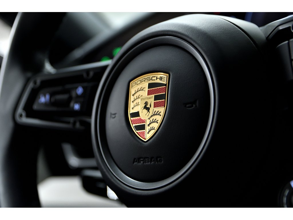 2025 Porsche Taycan 4S Cross Turismo AWD / Premium + Performance Pack in Laval, Quebec - 26 - w1024h768px