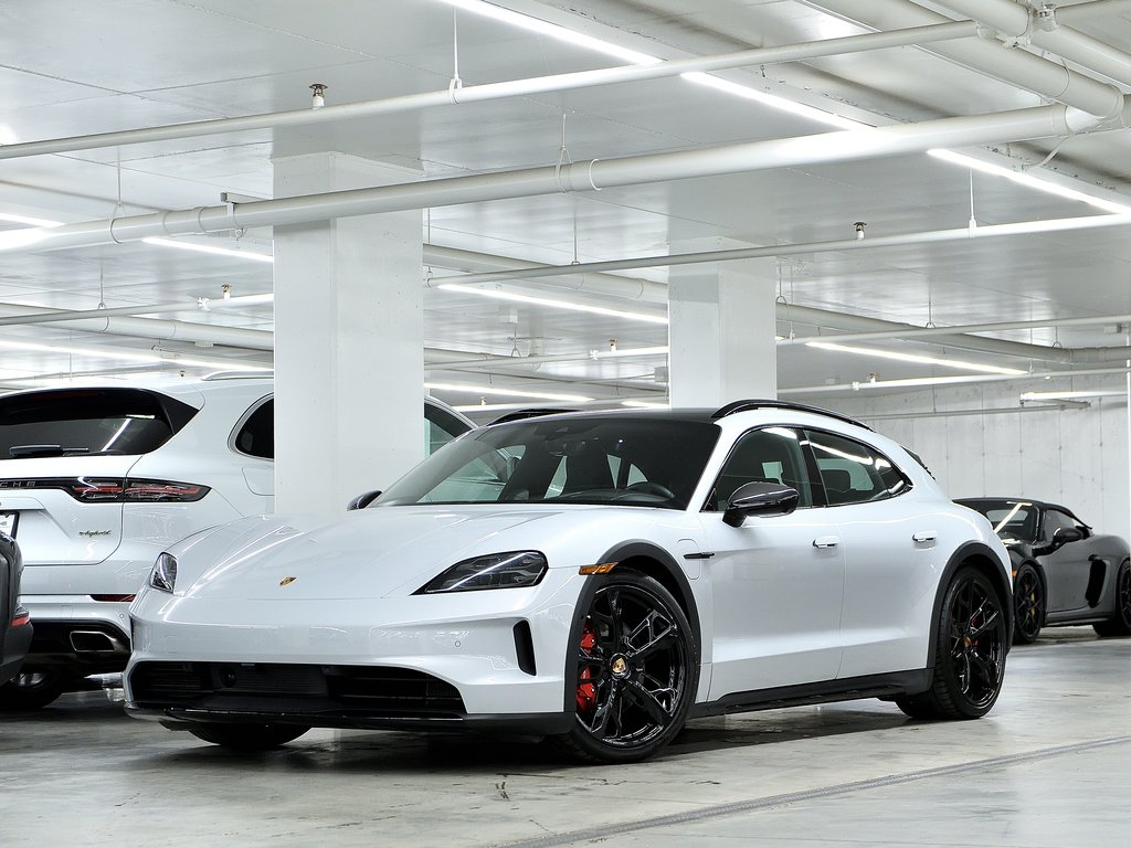 2025 Porsche Taycan 4S Cross Turismo AWD / Premium + Performance Pack in Laval, Quebec - 1 - w1024h768px