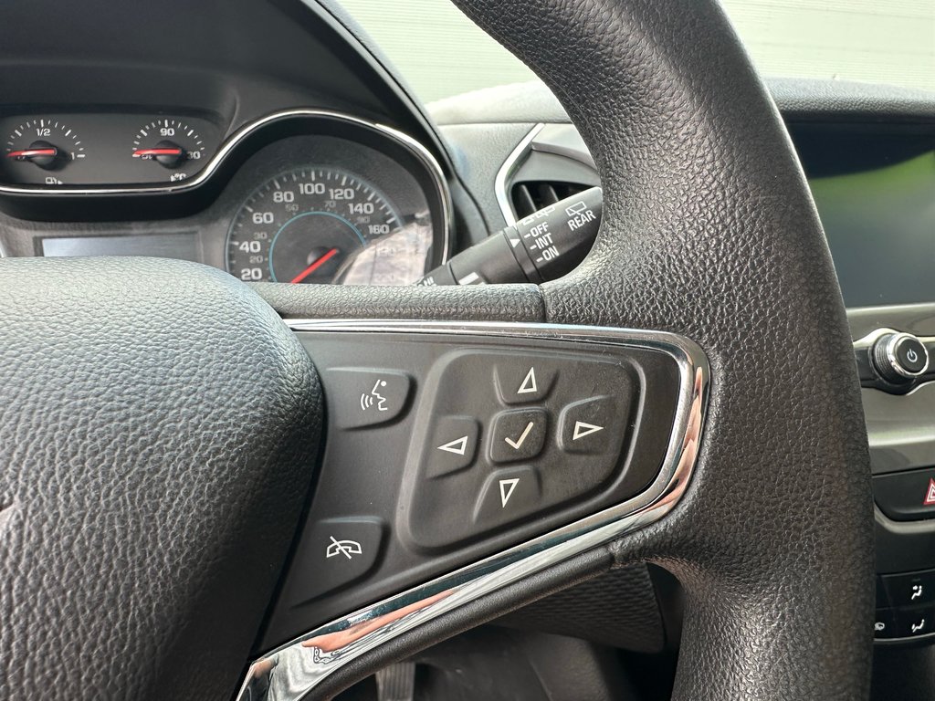 2017 Chevrolet Cruze LT in Winnipeg, Manitoba - 13 - w1024h768px