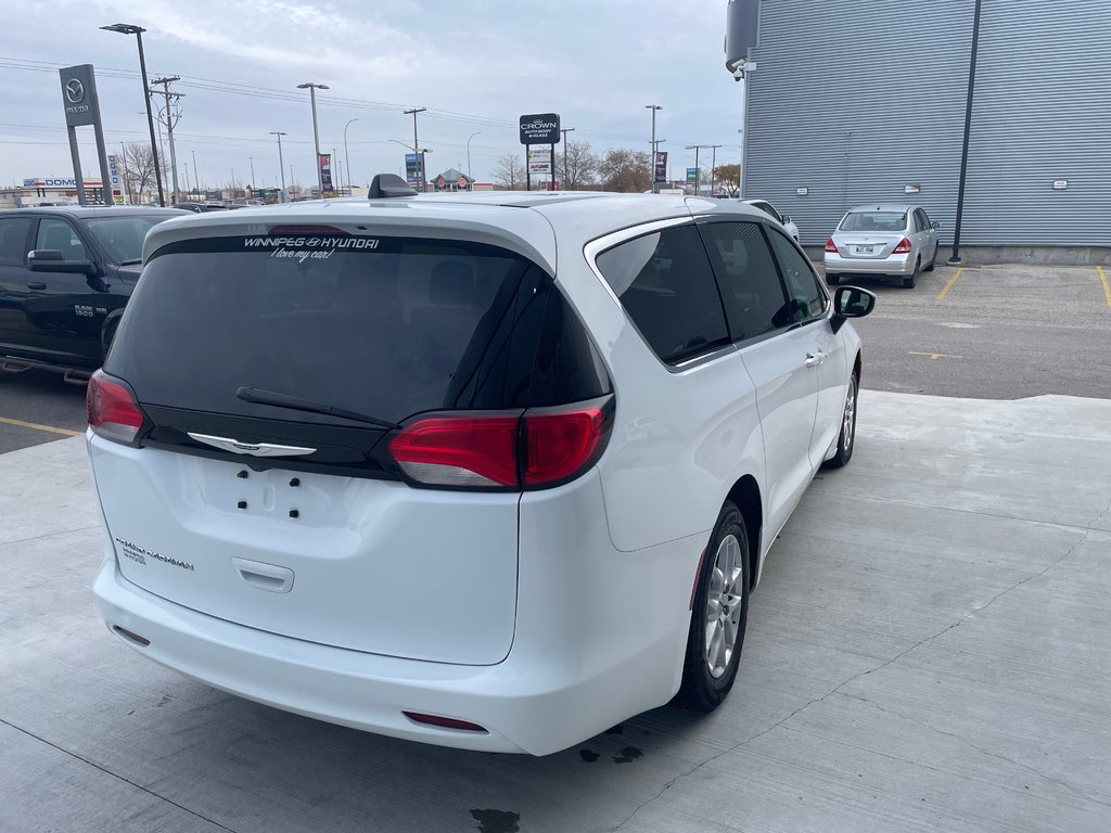 2022 Chrysler Grand Caravan SXT in Winnipeg, Manitoba - 5 - w1024h768px