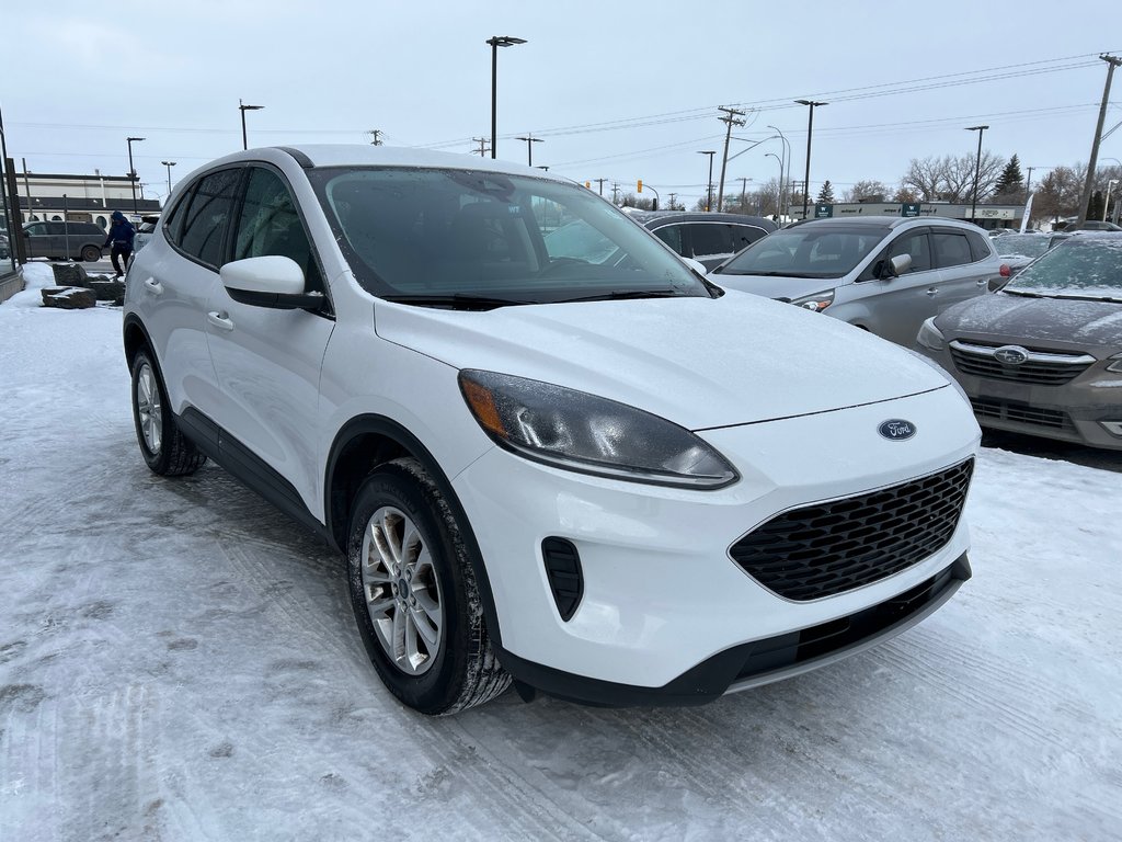 2021 Ford Escape SE in Winnipeg, Manitoba - 8 - w1024h768px