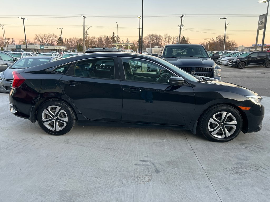 2018 Honda Civic Sedan LX in Winnipeg, Manitoba - 6 - w1024h768px