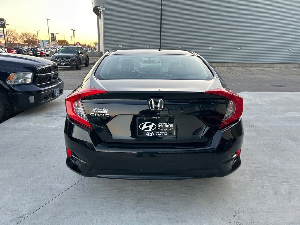 2018 Honda Civic Sedan LX in Winnipeg, Manitoba - 4 - w1024h768px