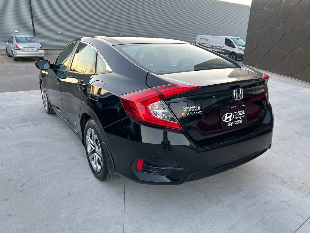 2018 Honda Civic Sedan LX in Winnipeg, Manitoba - 3 - w1024h768px