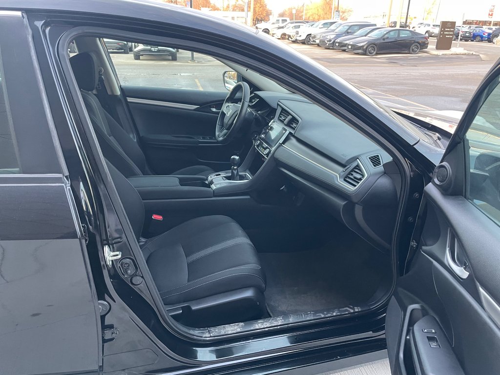2019 Honda Civic Sedan LX in Winnipeg, Manitoba - 23 - w1024h768px