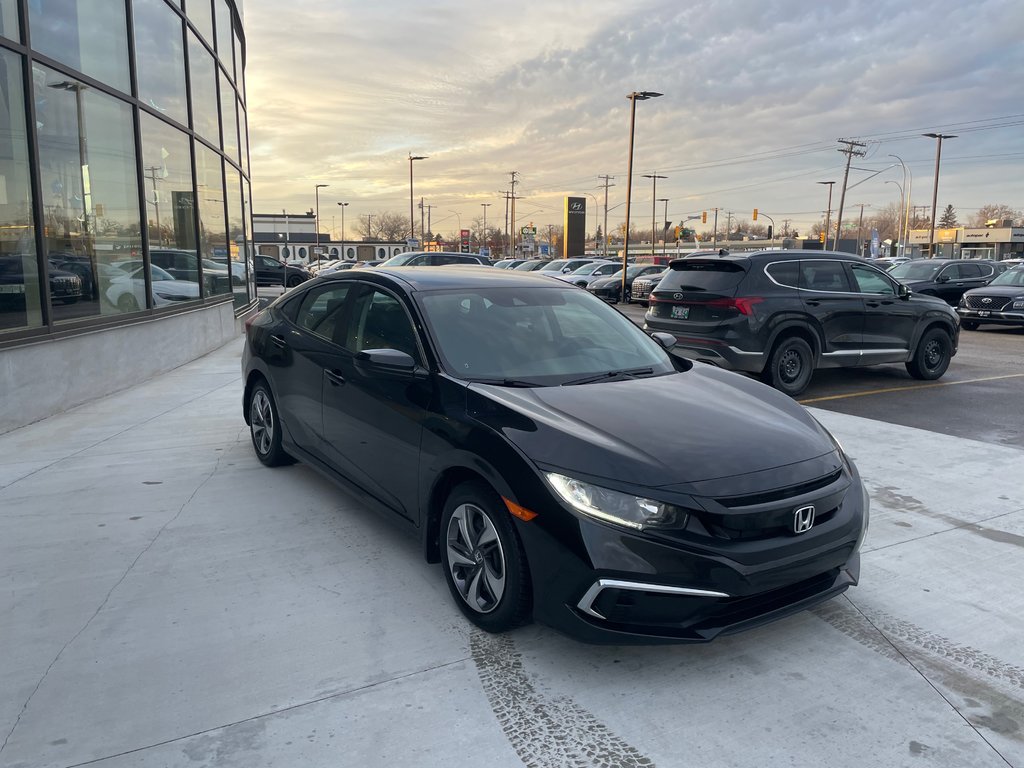 2019 Honda Civic Sedan LX in Winnipeg, Manitoba - 7 - w1024h768px