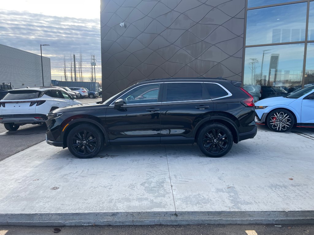 2023 Honda CR-V HYBRID Touring in Winnipeg, Manitoba - 2 - w1024h768px