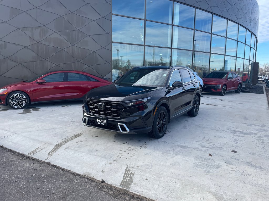 2023 Honda CR-V HYBRID Touring in Winnipeg, Manitoba - 32 - w1024h768px