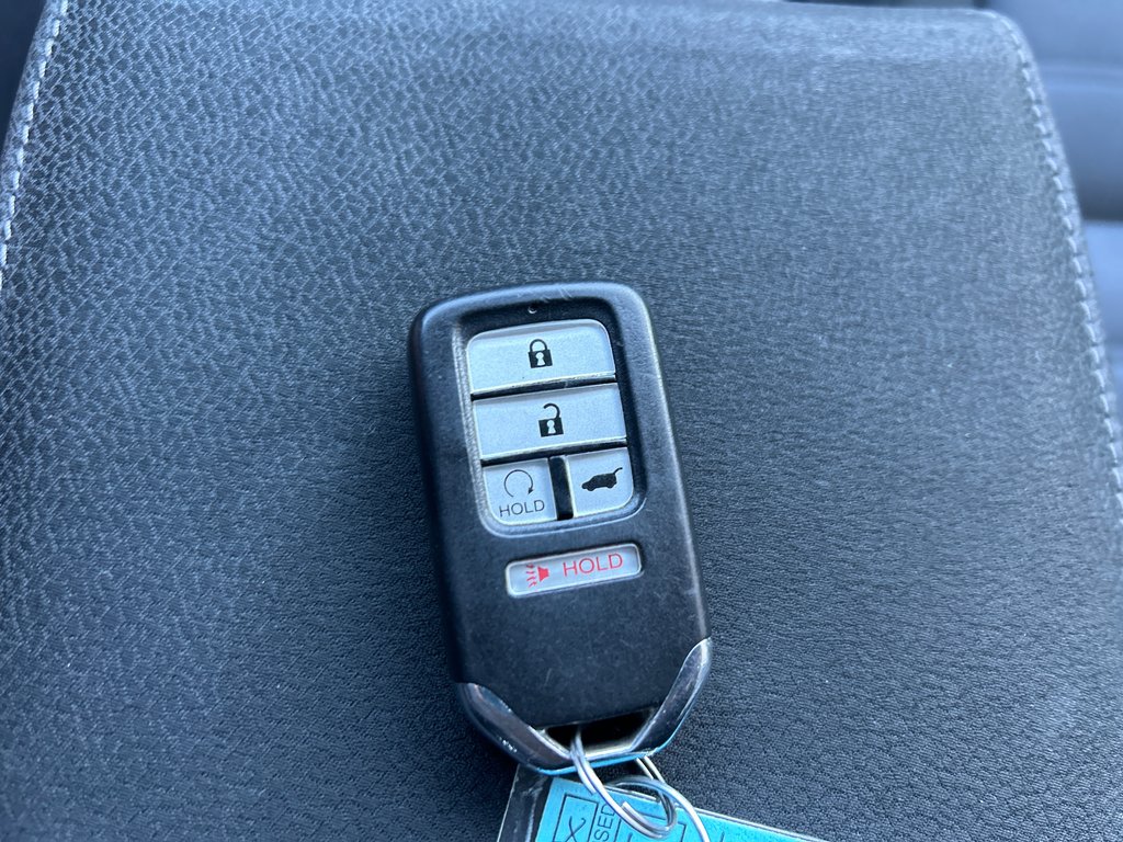2018 Honda CR-V LX in Winnipeg, Manitoba - 26 - w1024h768px