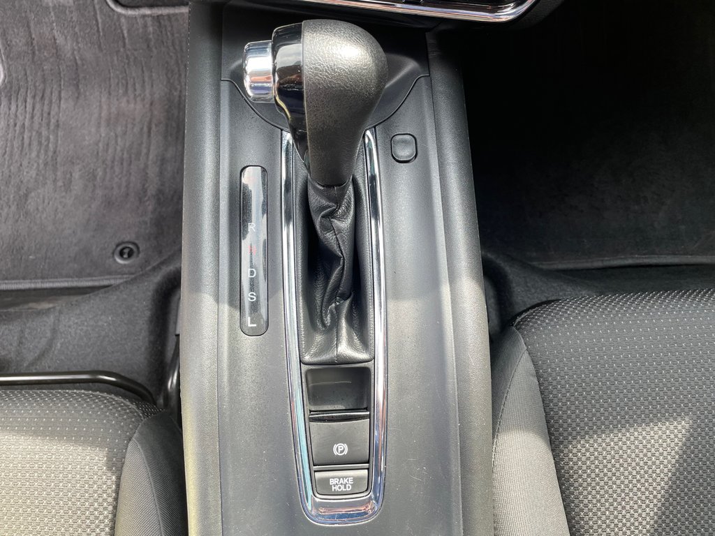 2019 Honda HR-V LX in Winnipeg, Manitoba - 19 - w1024h768px