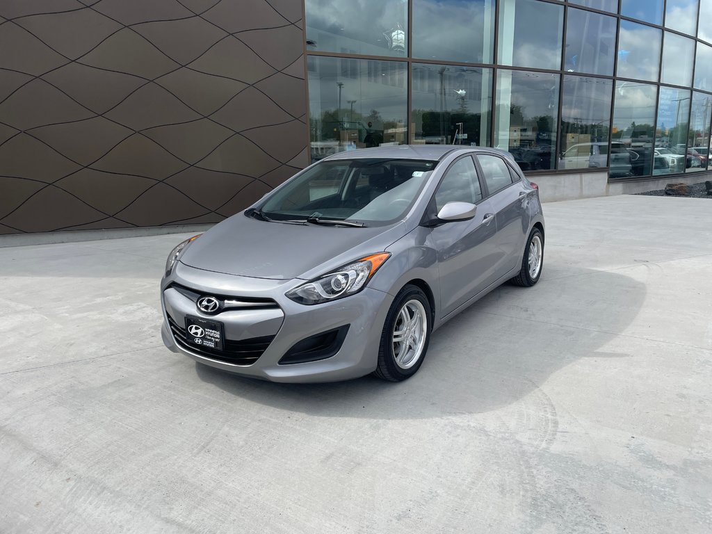 2013 Hyundai Elantra GT GL in Winnipeg, Manitoba - 2 - w1024h768px