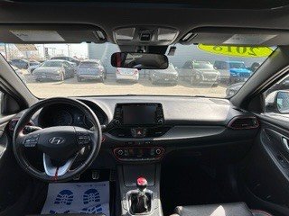2018 Hyundai Elantra GT Sport in Winnipeg, Manitoba - 12 - w1024h768px