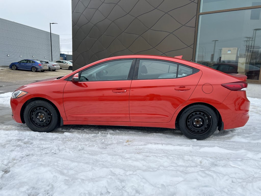 2018 Hyundai Elantra GL in Winnipeg, Manitoba - 2 - w1024h768px