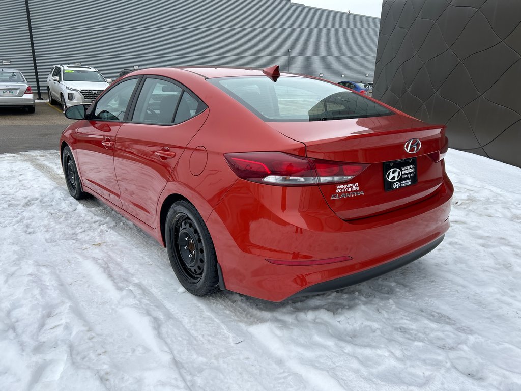 2018 Hyundai Elantra GL in Winnipeg, Manitoba - 3 - w1024h768px