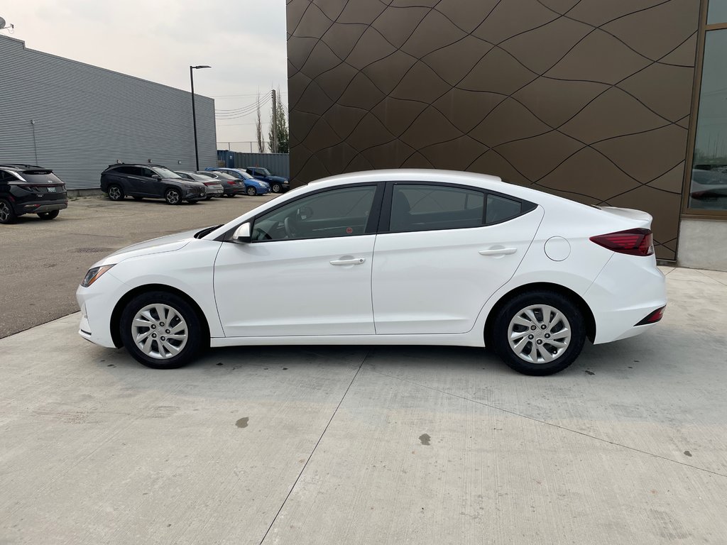 2020 Hyundai Elantra Essential in Winnipeg, Manitoba - 8 - w1024h768px