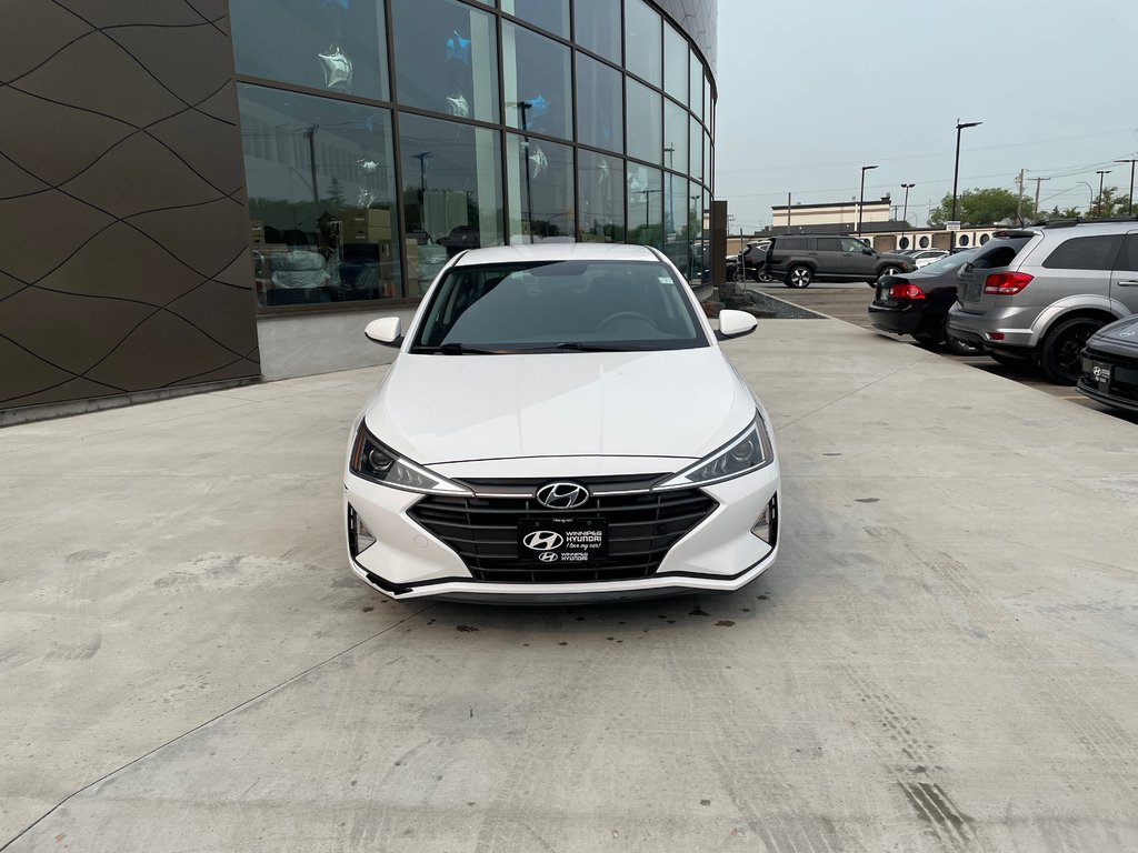 2020 Hyundai Elantra Essential in Winnipeg, Manitoba - 2 - w1024h768px