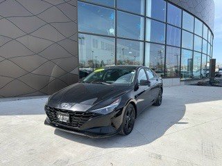 2021 Hyundai Elantra Preferred in Winnipeg, Manitoba - 1 - w1024h768px