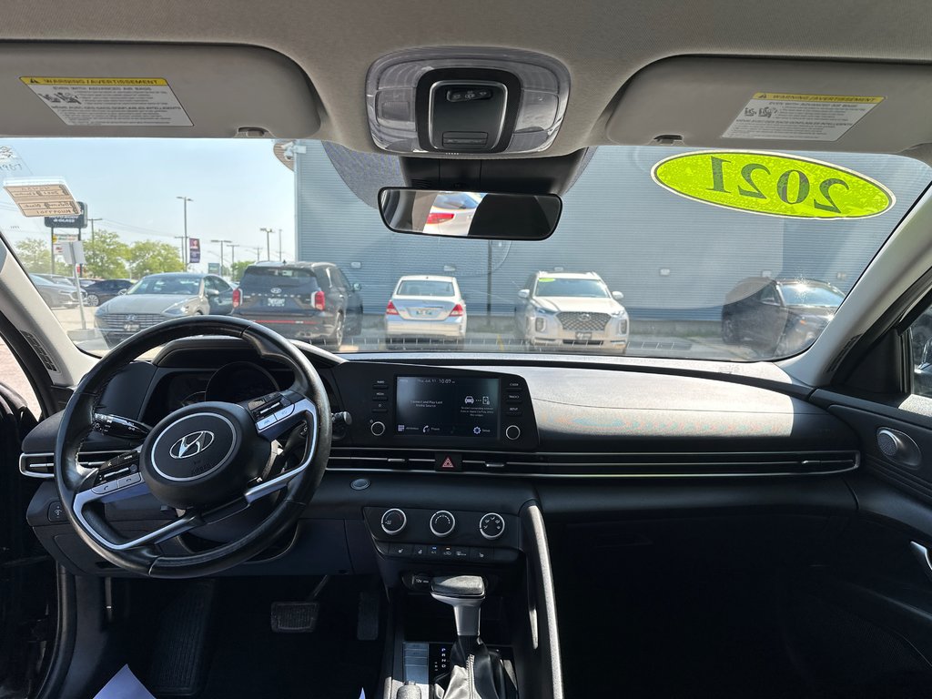 2021 Hyundai Elantra Preferred in Winnipeg, Manitoba - 15 - w1024h768px