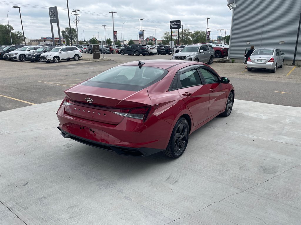 2021 Hyundai Elantra Preferred in Winnipeg, Manitoba - 5 - w1024h768px